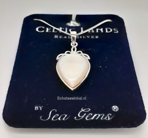 Sierraden, Hanging, Celtic hearth Ivoorkleurig