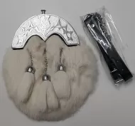 Sporran Semi Dress Wit met Schotse distel incl ketting